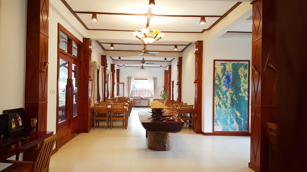 Hotel Maineli Ньоншуэ Экстерьер фото